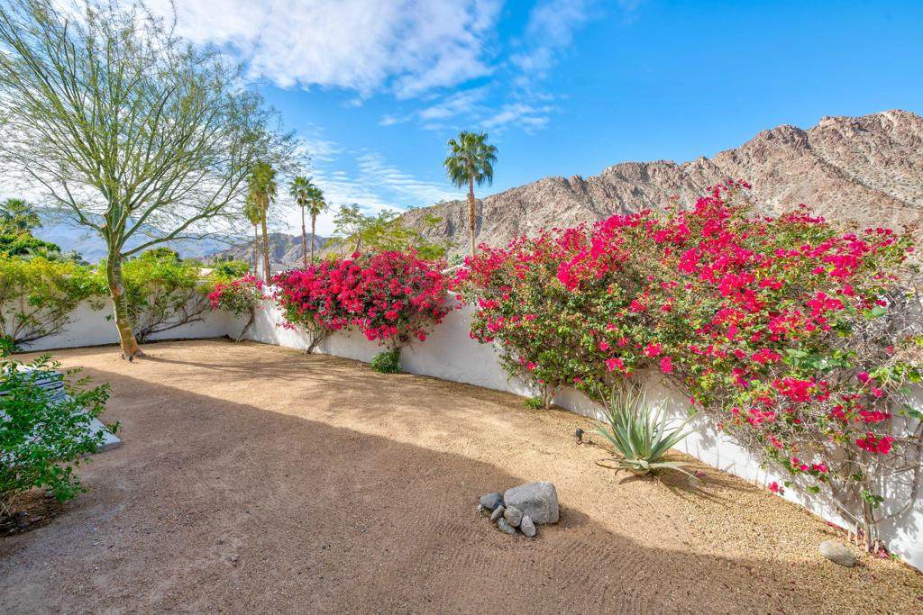 https://bt-photos.global.ssl.fastly.net/socal/orig_boomver_3_416092870-2.jpg