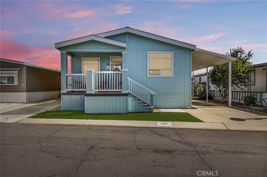 27601 Sun City - Photo 1