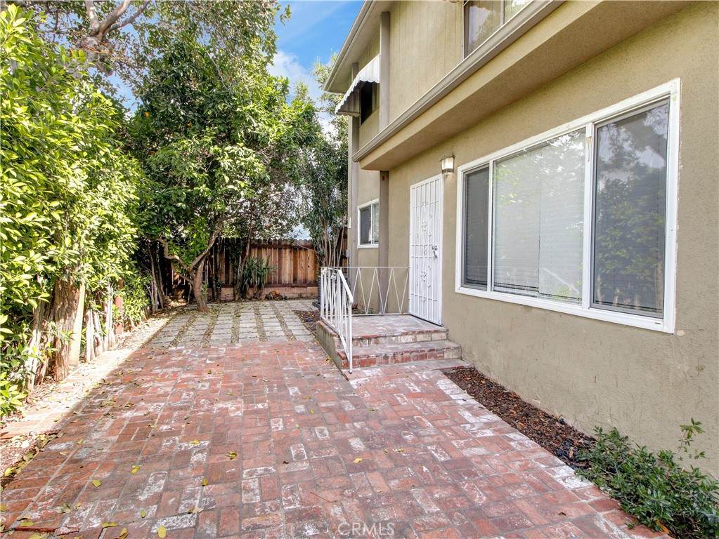 https://bt-photos.global.ssl.fastly.net/socal/orig_boomver_3_418352070-2.jpg
