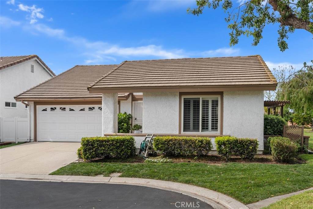 27857 Espinoza - Photo 1
