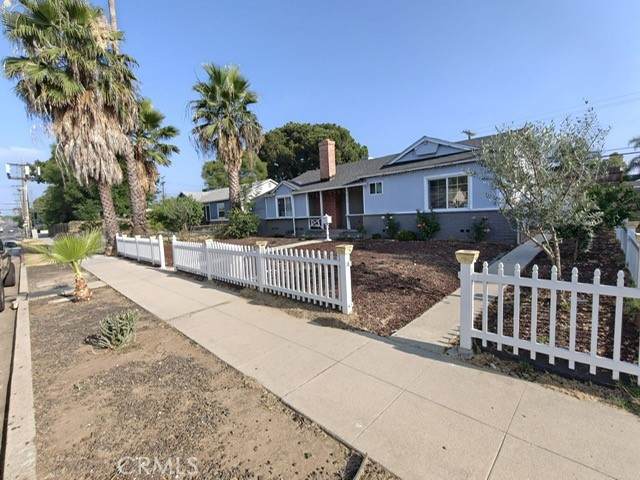 https://bt-photos.global.ssl.fastly.net/socal/orig_boomver_3_422178265-2.jpg