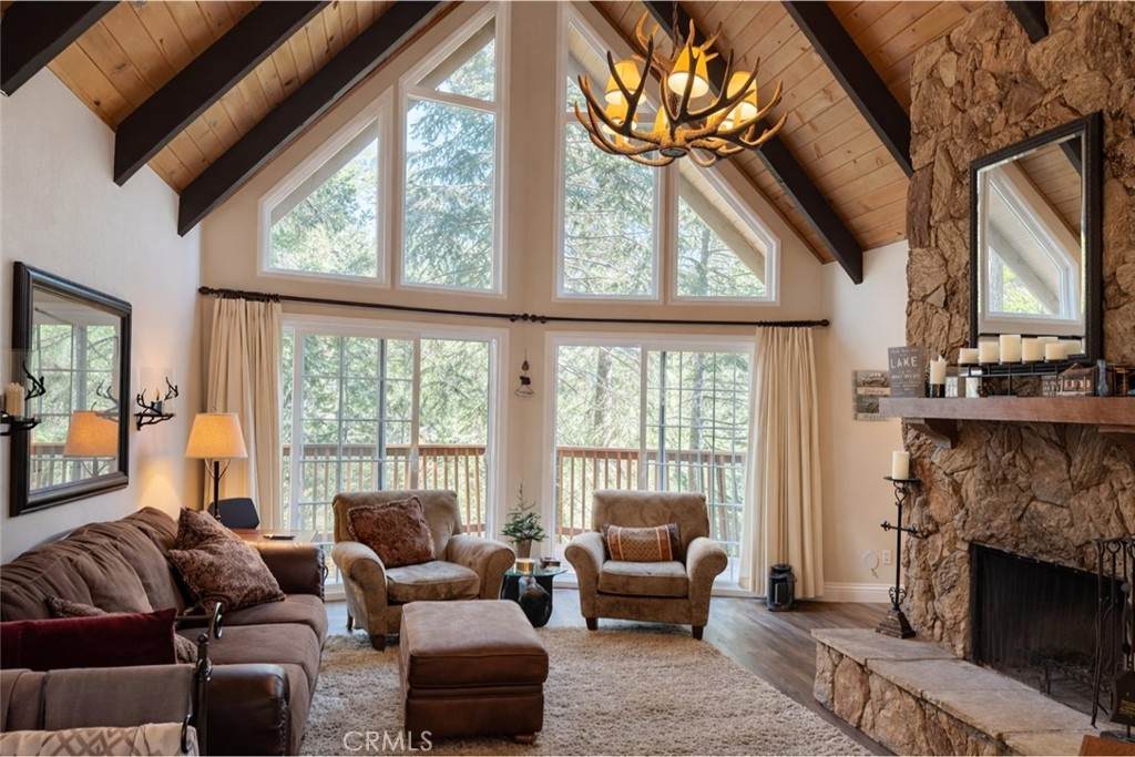 27334 Pinewood Drive - Photo 1