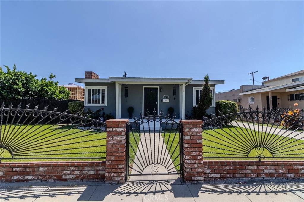 128 67th Way - Photo 1