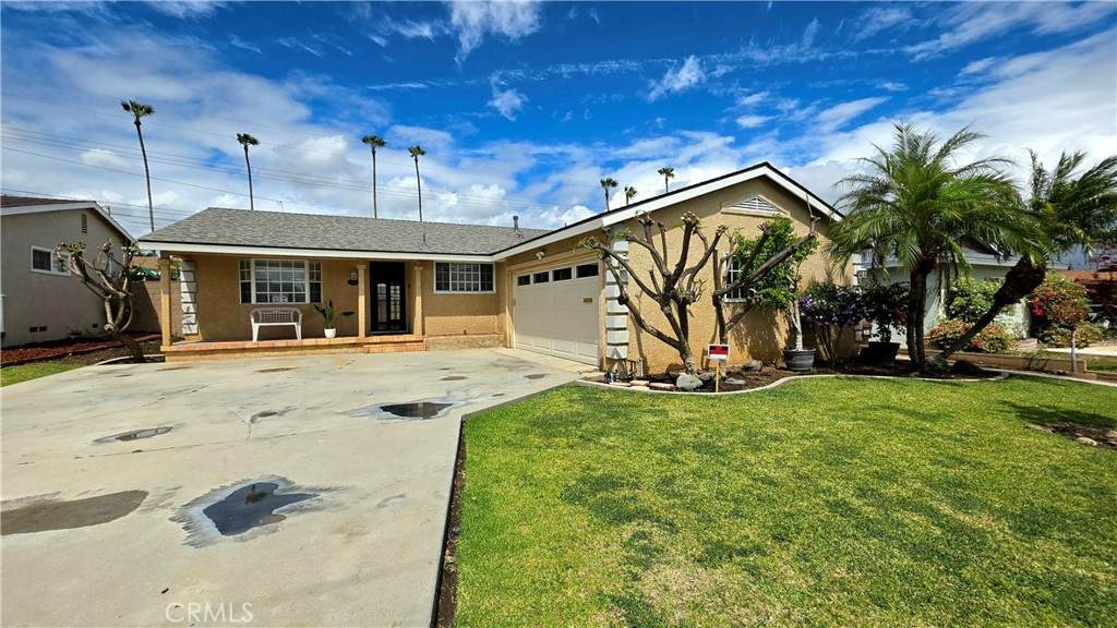 941 Finegrove Avenue - Photo 1