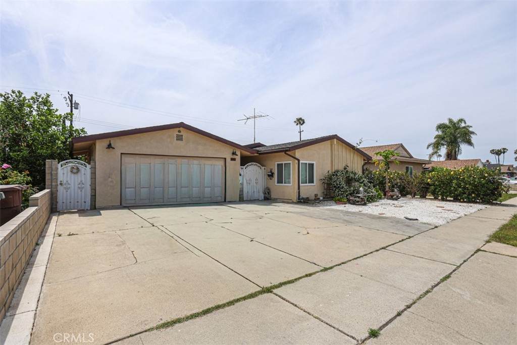 1762 Minerva - Photo 1