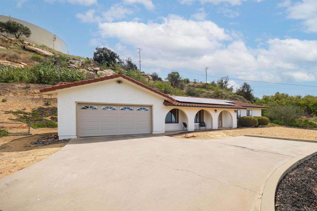 32721 Mountain View Rd - Photo 1