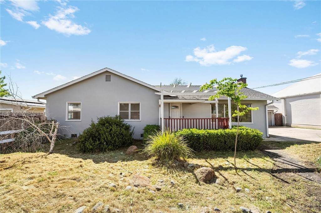 173 Connors Avenue - Photo 1