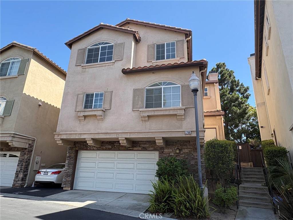 2768 Border Avenue - Photo 1