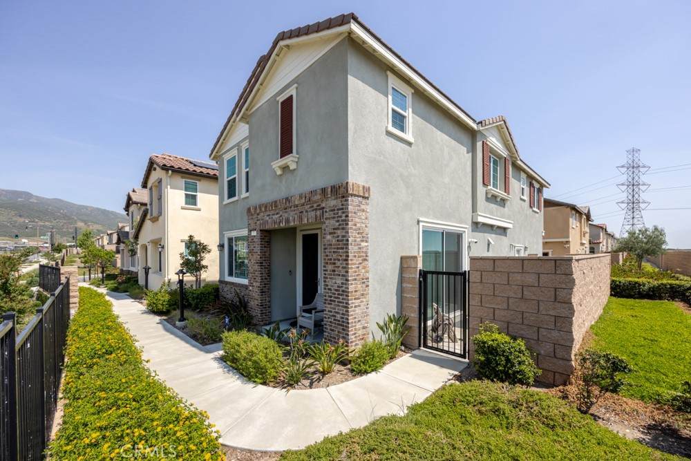 https://bt-photos.global.ssl.fastly.net/socal/orig_boomver_3_424140266-2.jpg