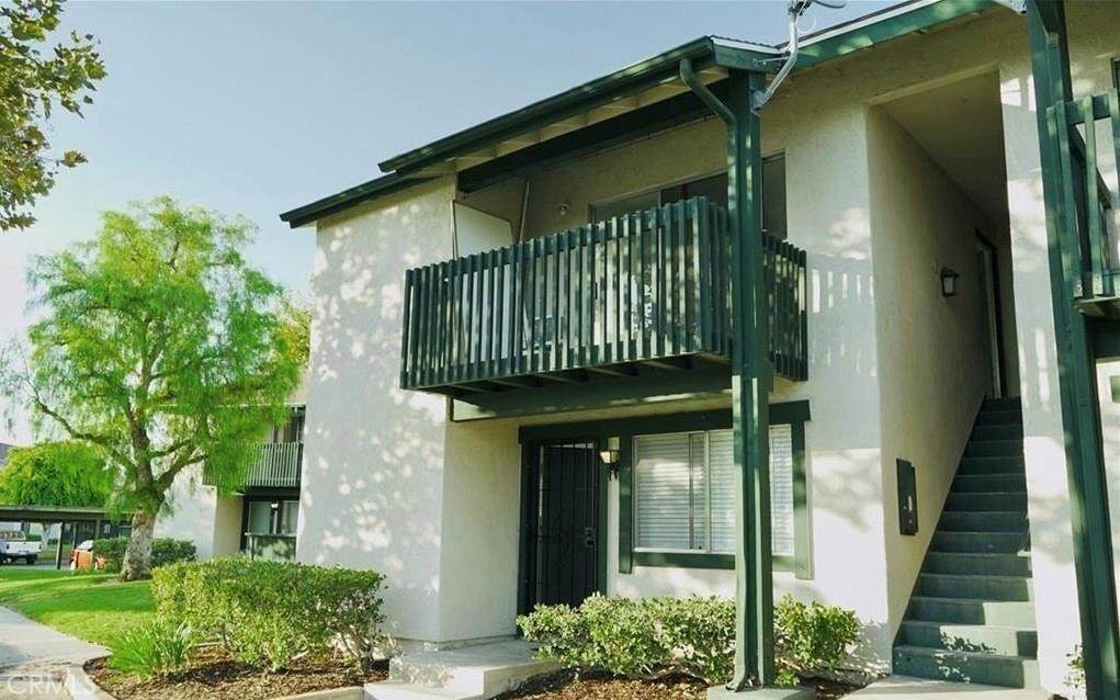 23232 Orange Avenue - Photo 1