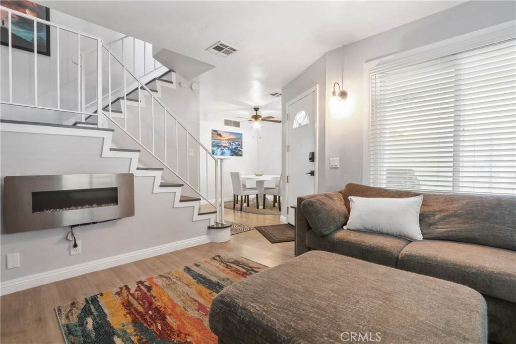 1650 Campus Avenue - Photo 1