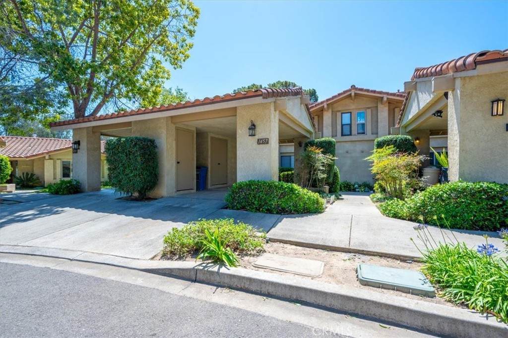 1457 Golf Course Lane - Photo 1
