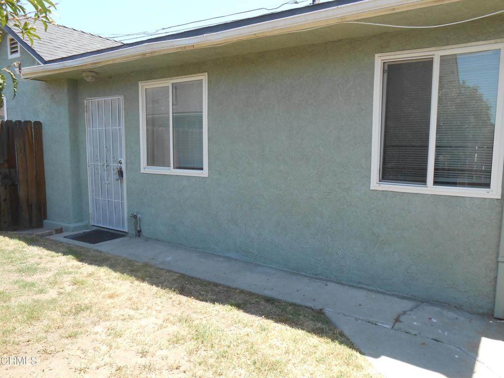 225 Brett Way - Photo 1