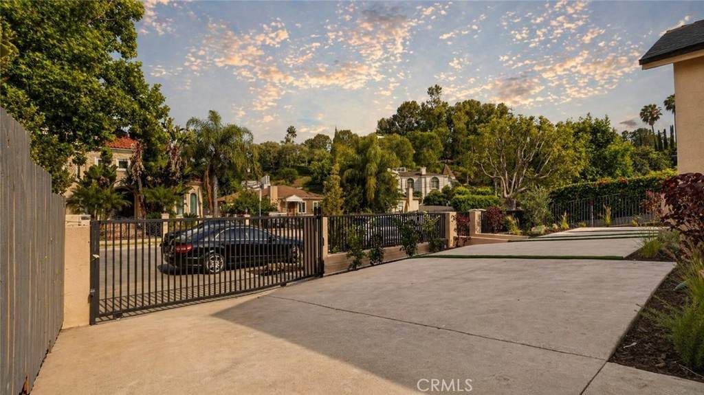 https://bt-photos.global.ssl.fastly.net/socal/orig_boomver_3_428523089-2.jpg