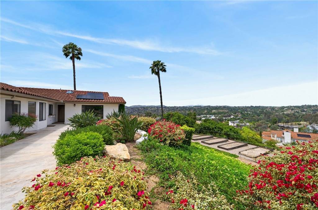 https://bt-photos.global.ssl.fastly.net/socal/orig_boomver_3_429497715-2.jpg