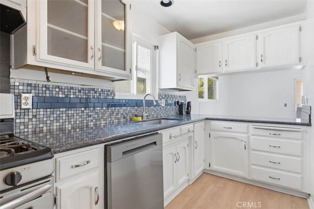 9292 El Bordo - Photo 1