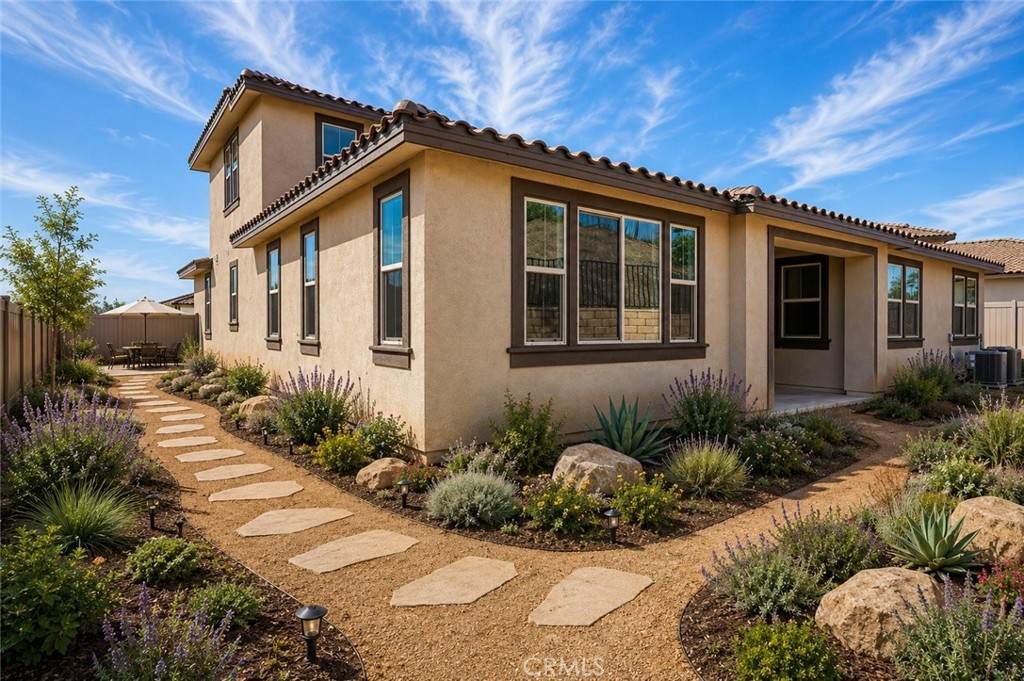 https://bt-photos.global.ssl.fastly.net/socal/orig_boomver_2_431950725-2.jpg