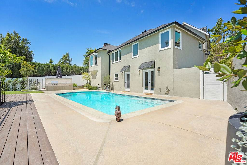 https://bt-photos.global.ssl.fastly.net/socal/orig_boomver_5_432209380-2.jpg