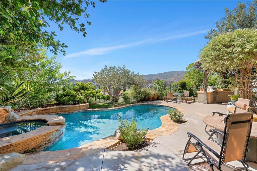25730 Hawthorne Place - Photo 1