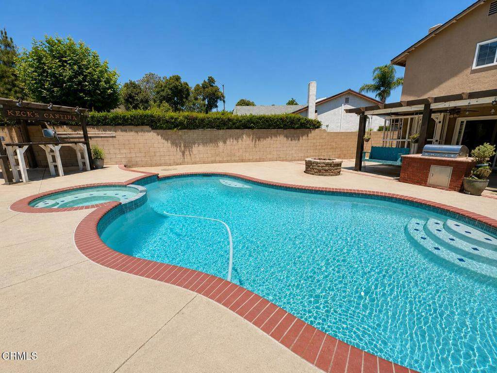https://bt-photos.global.ssl.fastly.net/socal/orig_boomver_3_432580216-2.jpg