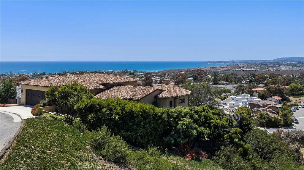 121 Avenida Pizarro - Photo 1