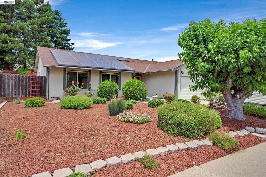 2883 Westchester Drive - Photo 1