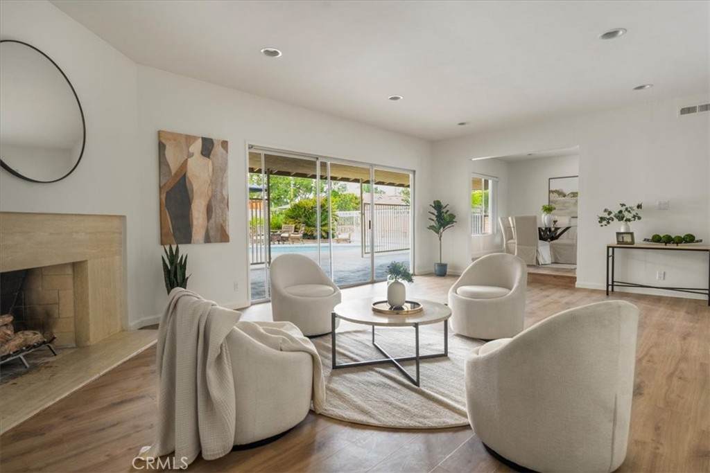 https://bt-photos.global.ssl.fastly.net/socal/orig_boomver_4_436019637-2.jpg
