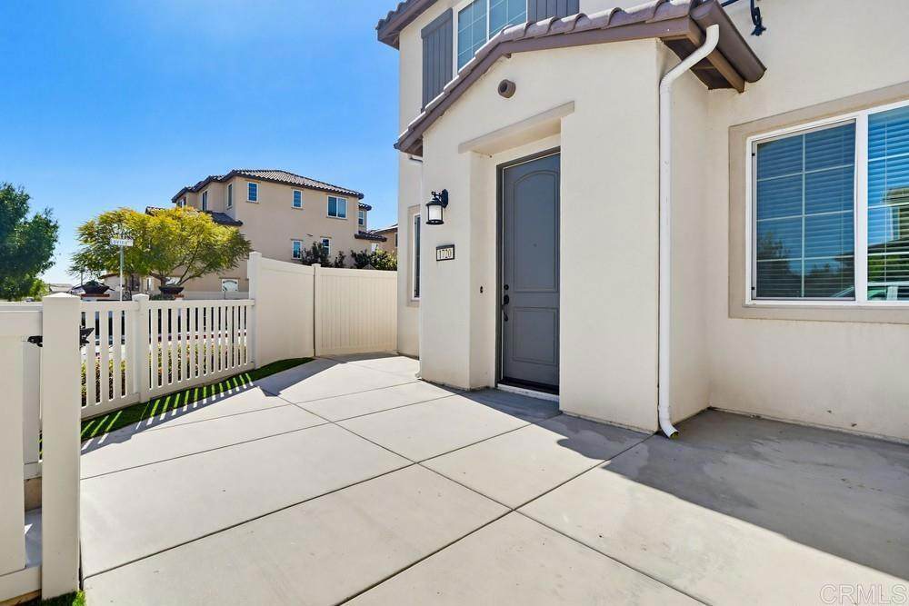 https://bt-photos.global.ssl.fastly.net/socal/orig_boomver_3_439318659-2.jpg
