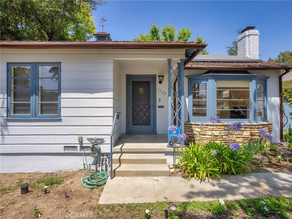 1727 Hill Avenue - Photo 1