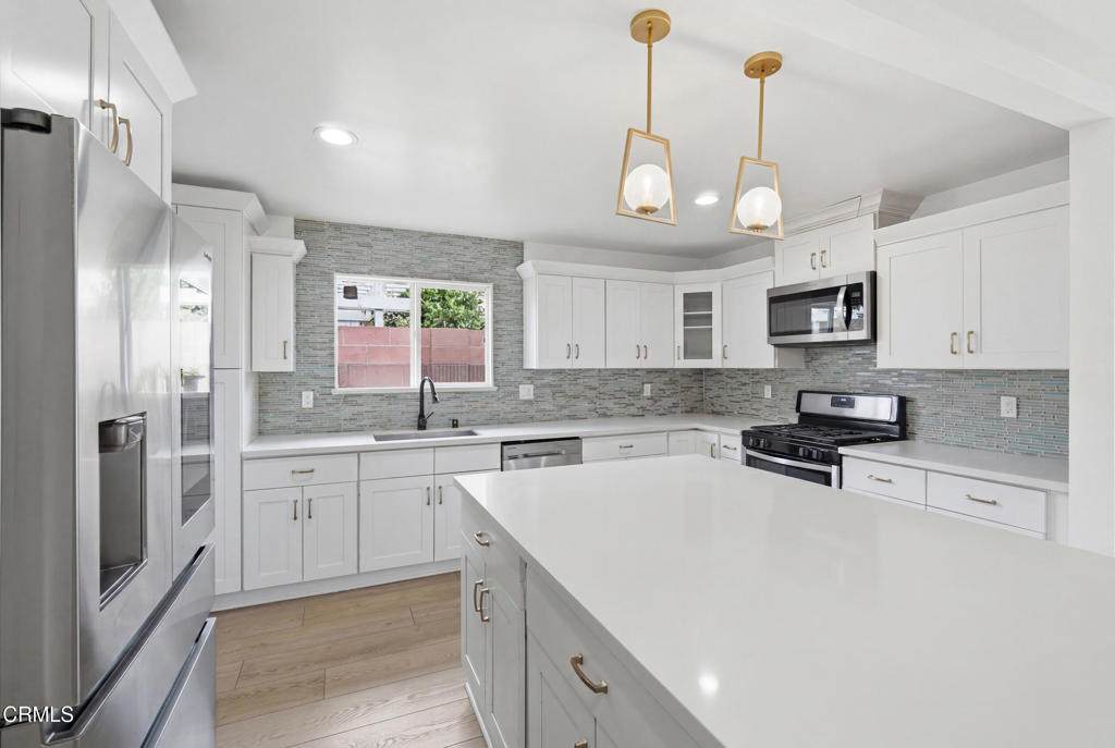 1948 Stevely Avenue - Photo 1