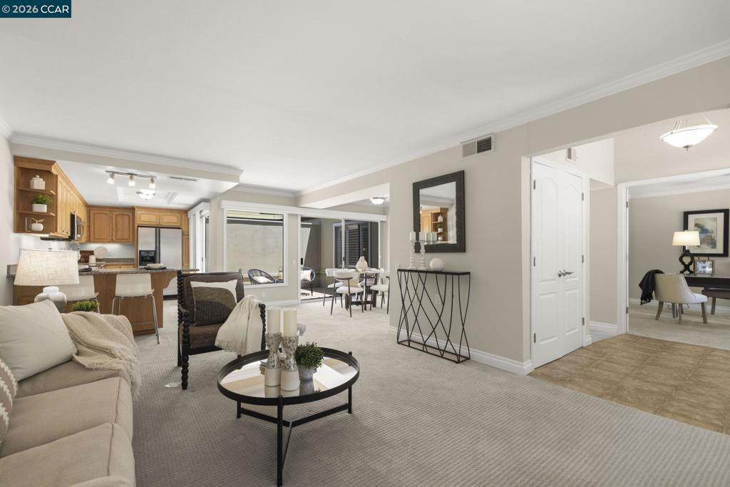 1209 Oakmont Dr #6 - Photo 1