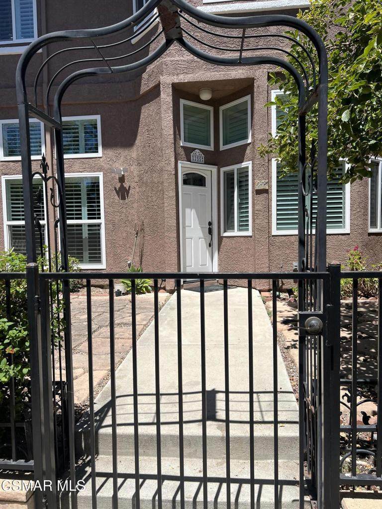 255 Skyline Drive - Photo 1
