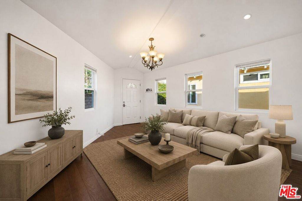https://bt-photos.global.ssl.fastly.net/socal/orig_boomver_4_444023904-2.jpg
