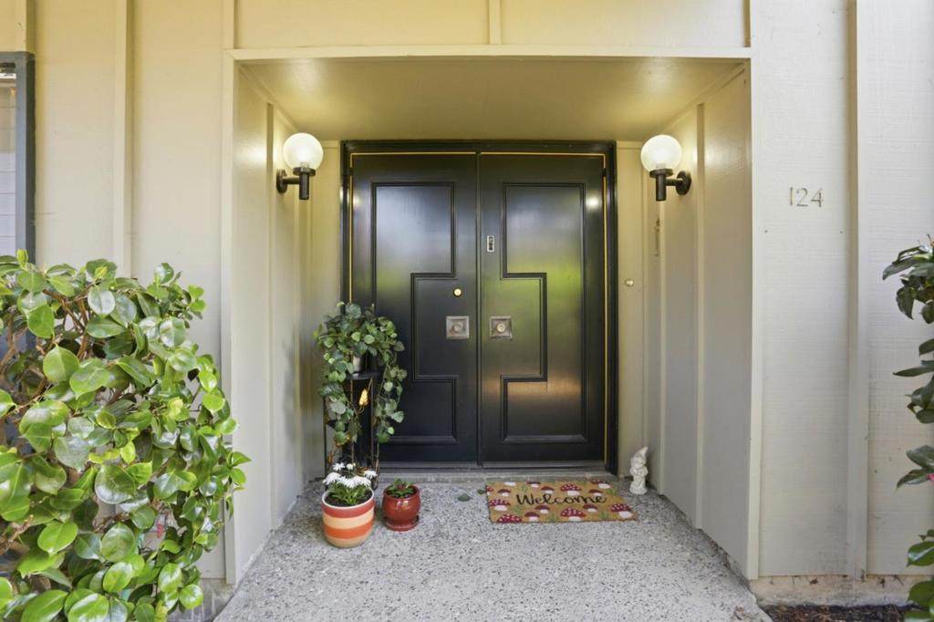 124 Del Mesa Carmel - Photo 1
