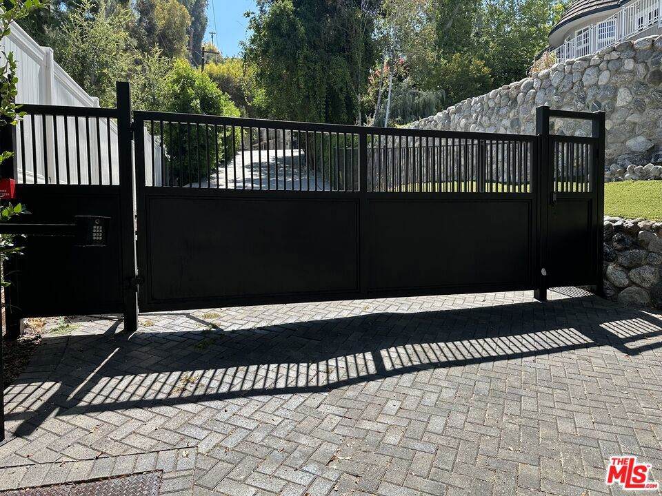 https://bt-photos.global.ssl.fastly.net/socal/orig_boomver_3_444912942-2.jpg