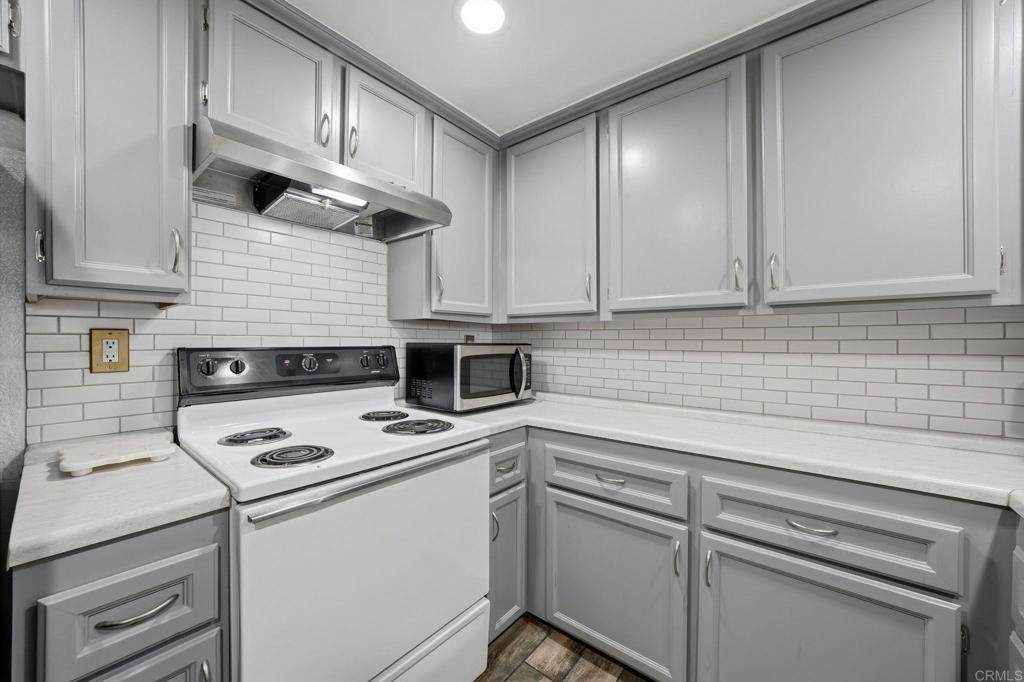 110 2nd Avenue - Photo 1