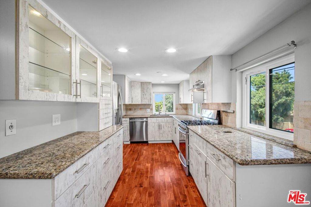 1766 Griffith Park Boulevard - Photo 1