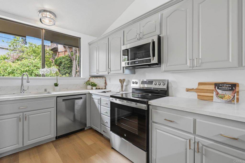 7538 Gibraltar Street - Photo 1