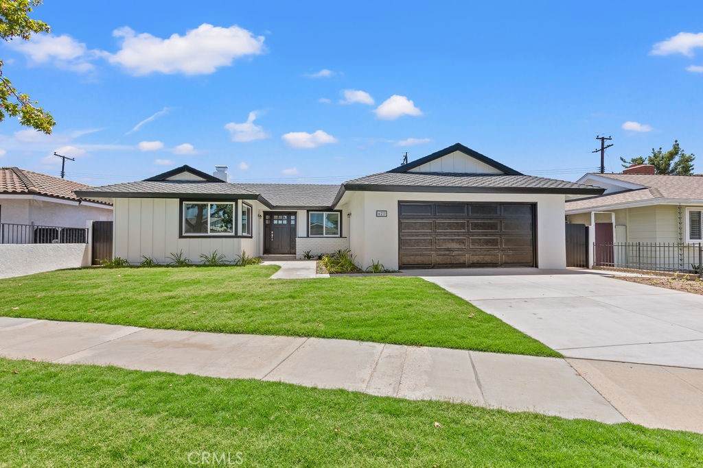 622 Lomita - Photo 1