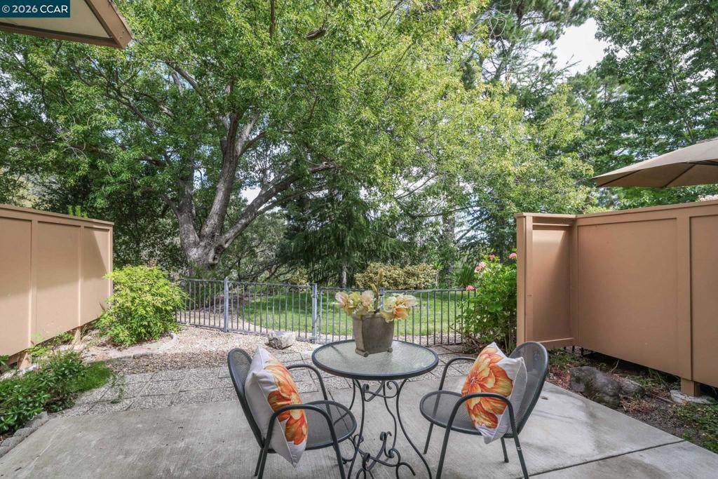 1252 Singingwood Ct. - Photo 1