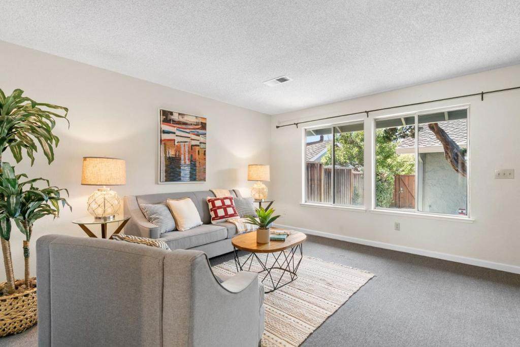 406 Sailfish Drive - Photo 1