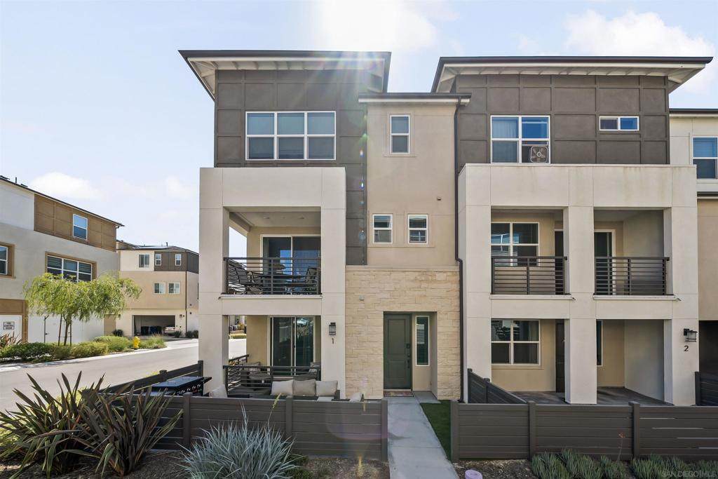 785 Vada St. - Photo 1