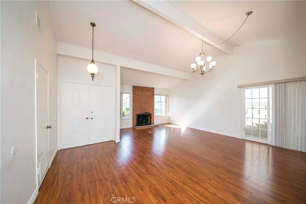 https://bt-photos.global.ssl.fastly.net/socal/orig_boomver_3_511884005-2.jpg