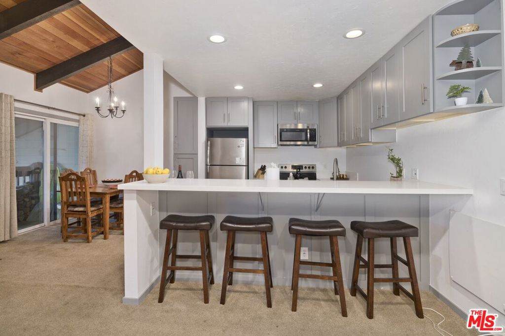 2113 Meridian Boulevard - Photo 1