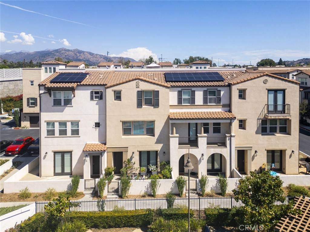 https://bt-photos.global.ssl.fastly.net/socal/orig_boomver_3_520354425-2.jpg
