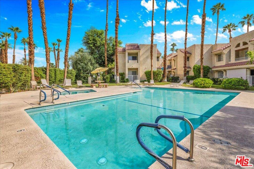 https://bt-photos.global.ssl.fastly.net/socal/orig_boomver_3_550343464-2.jpg