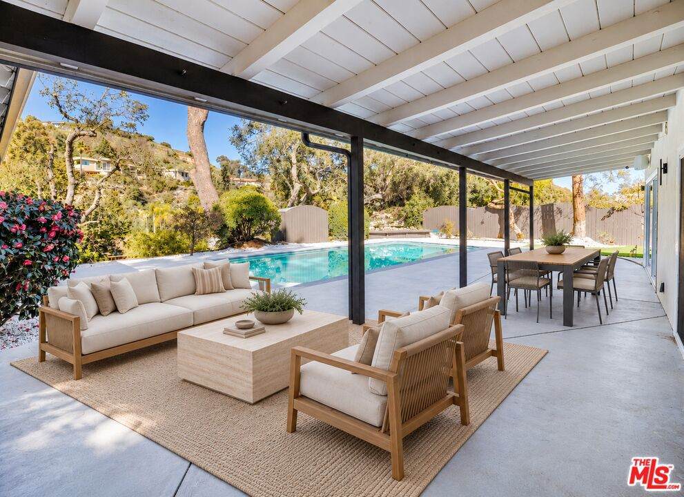 https://bt-photos.global.ssl.fastly.net/socal/orig_boomver_3_573203347-2.jpg