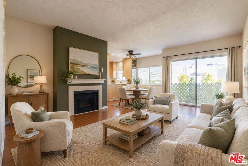5135 Zelzah Avenue - Photo 1