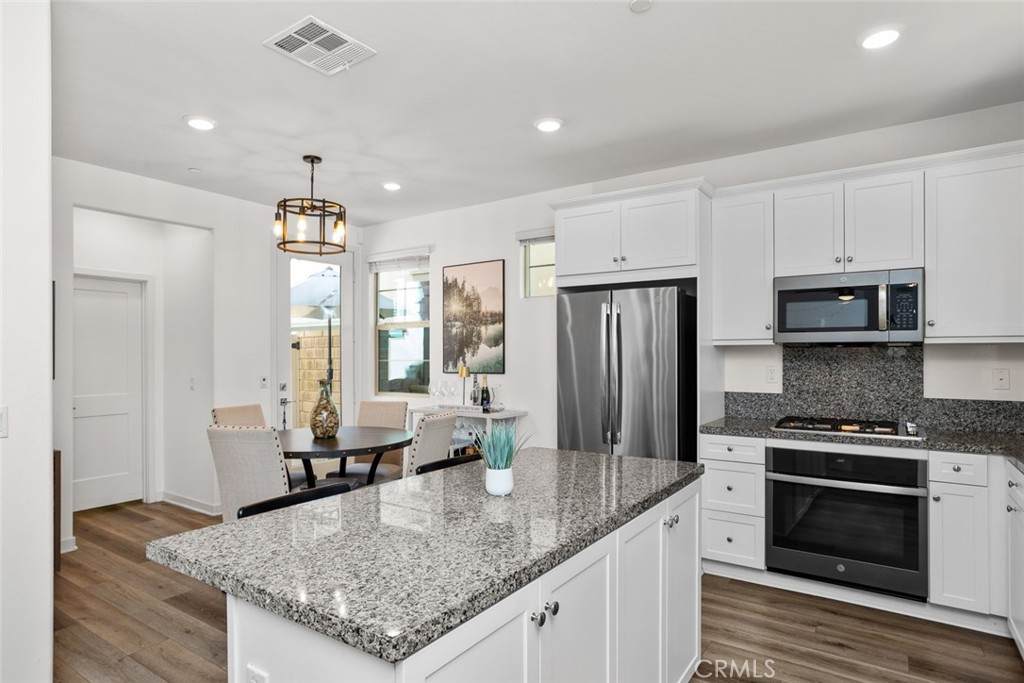 817 Cranberry Way - Photo 1