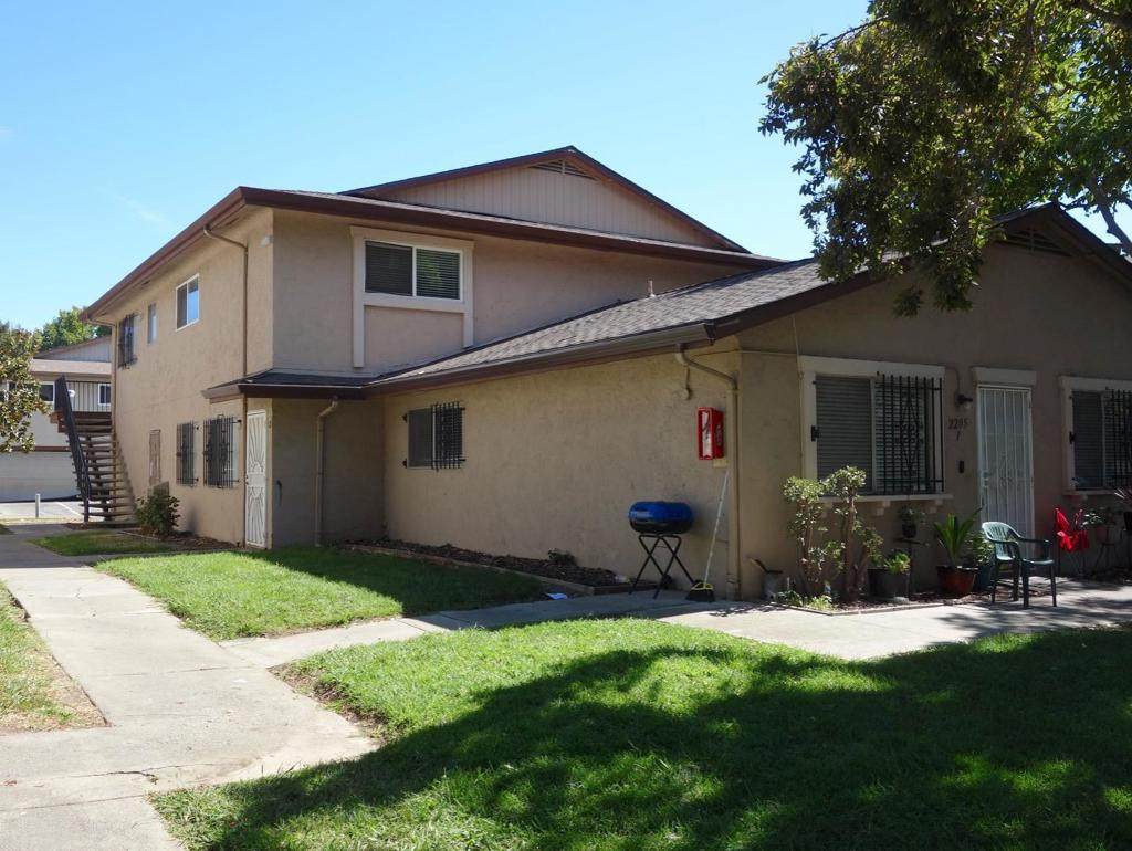2205 Lemontree Way - Photo 1